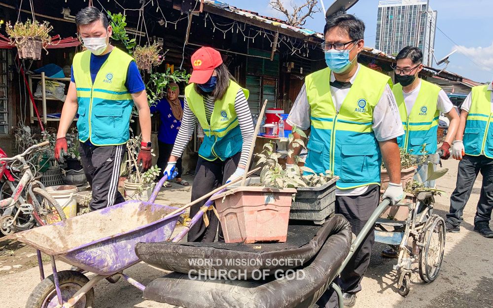 ASEZ WAO의 수해복구활동(샤알람 파당자와 마을)