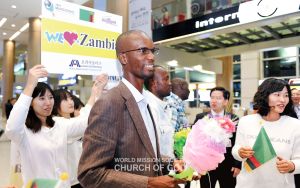 문경정구선수권대회-잠비아 대표팀 응원.jpg