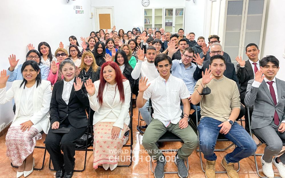 스페인 바르셀로나 하나님의 교회 성도들
