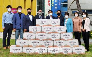 통영 하나님의 교회-추석맞이 이웃돕기 물품기증.jpg