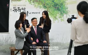 아버지전 포토존.jpg