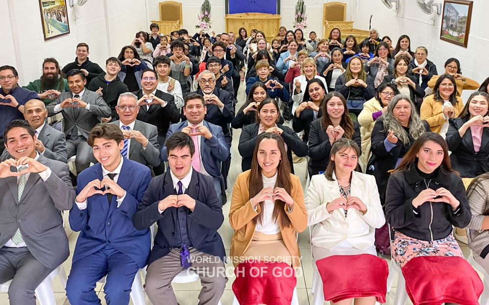 칠레 마이푸 하나님의 교회 성도들