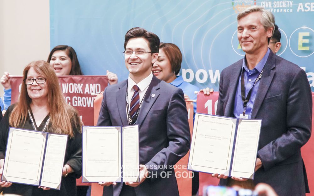 ASEZ는 유타주 유엔협회, 유타대 로웰 베니언 커뮤니티서비스센터와 범죄예방을 위한 MOU를 체결했다.