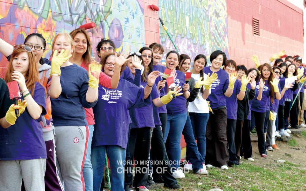 에드먼턴 시내 건물 낙서 지우기(캐나다 에드먼턴교회)