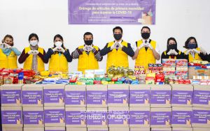 아르헨티나 부에노스아이레스 하나님의 교회-코로나19 취약계층지원 식료품 전달.jpg