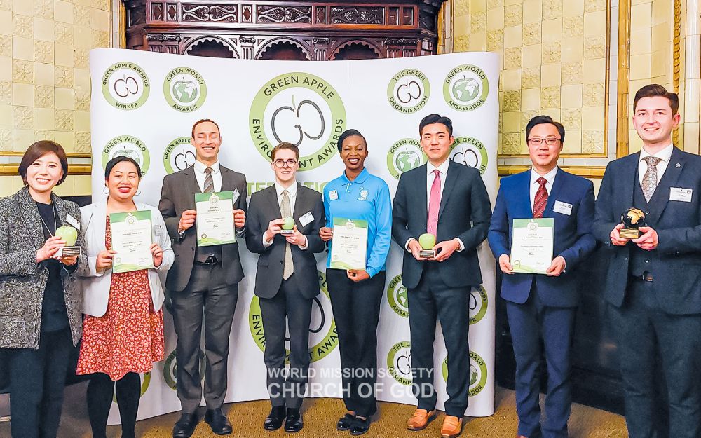 그린월드상과 그린애플상을 수상한 ASEZ와 ASEZ WAO